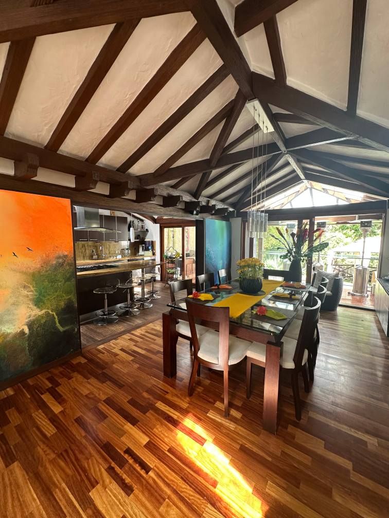 Casa Campestre en arriendo Cundinamarca Chía Cr Villa Laura 367 m2 Habitaciones 4 Baños 4 Garajes 6 Precio $12000000