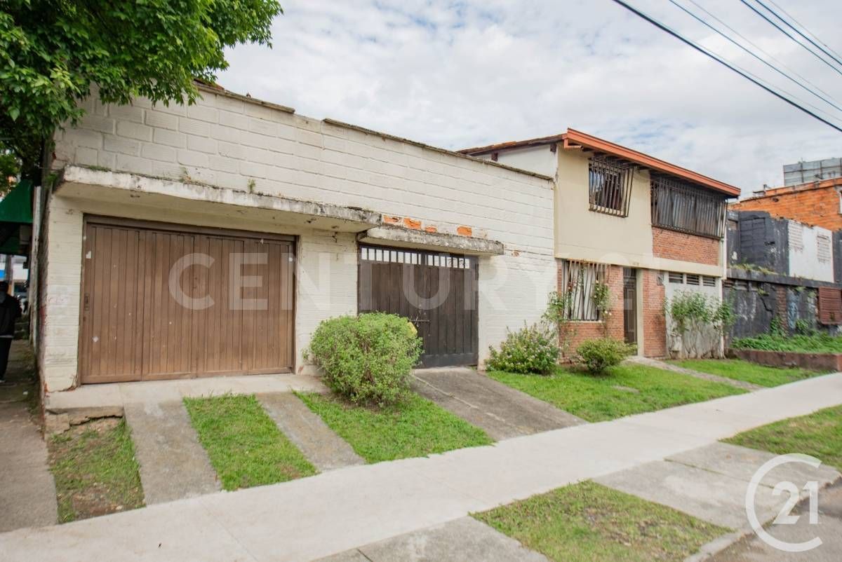 Lote en venta Antioquia Medellín Simon Bolivar 158 m2 Habitaciones 0 Baños 2 Garajes 2 Precio $1700000000