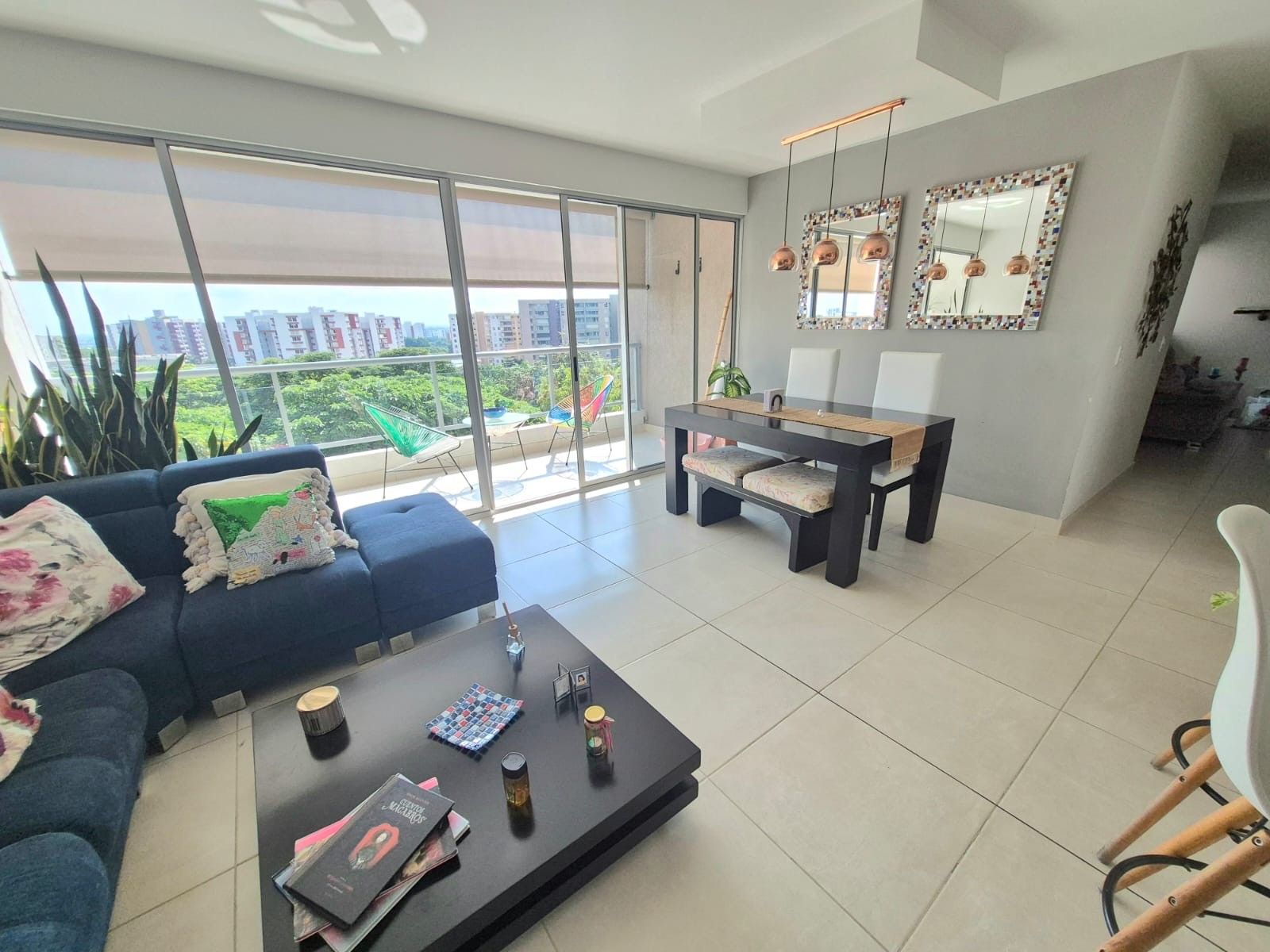 Apartamento en venta Valle Del Cauca Cali Menga 135 m2 Habitaciones 3 Baños 4 Garajes 2 Precio $915000000