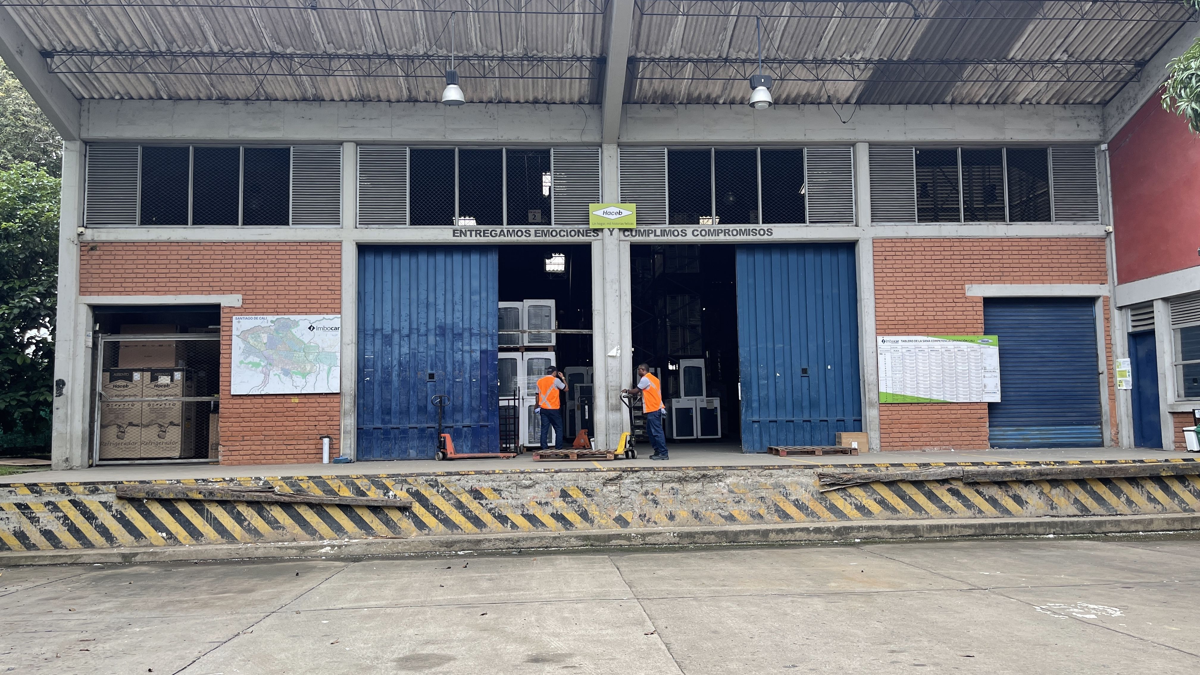 Bodega en arriendo Valle Del Cauca Yumbo Zona Industrial 2500 m2 Habitaciones 0 Baños 4 Garajes 6 Precio $58000000