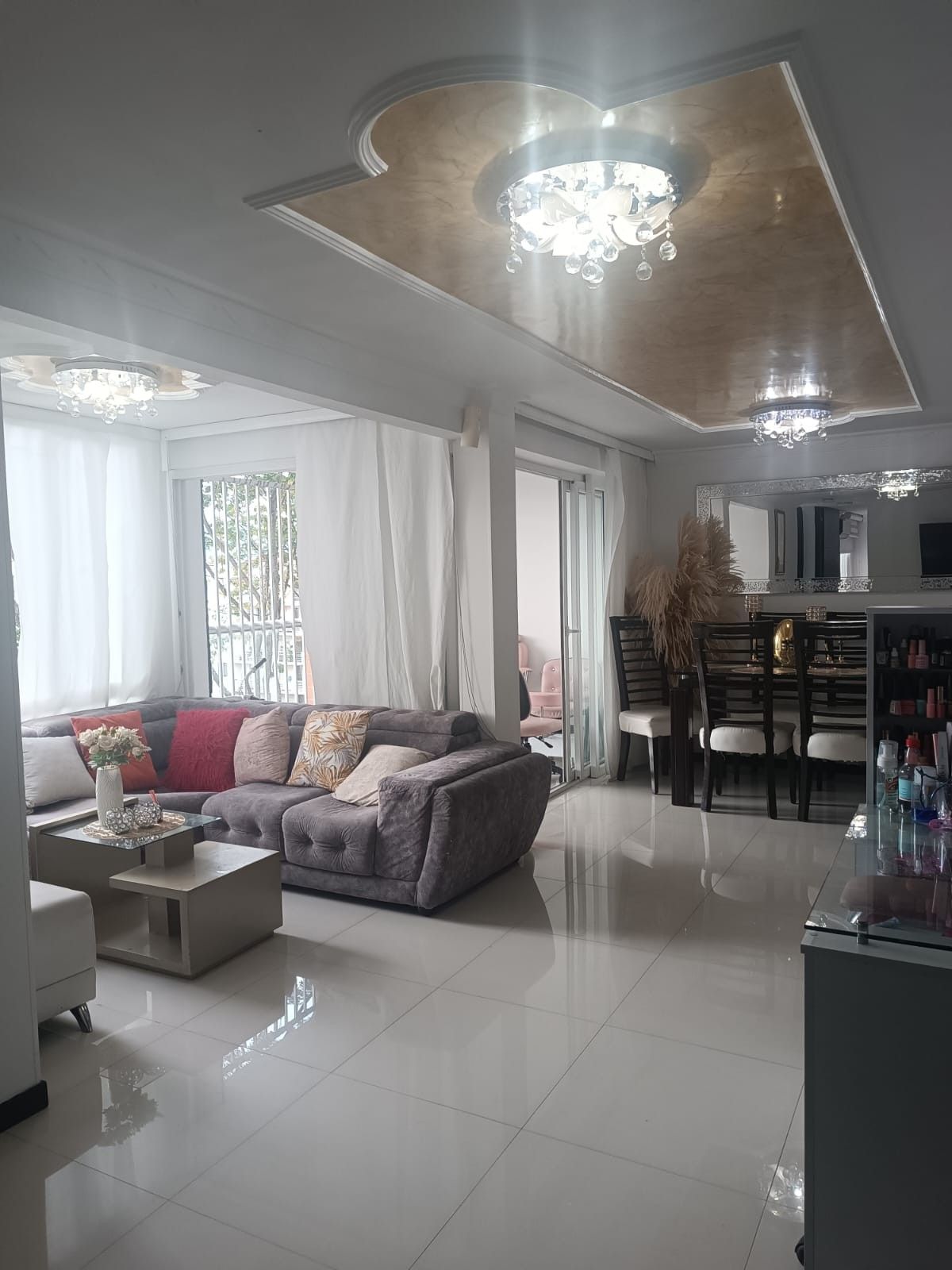 Apartamento en venta Valle Del Cauca Cali Lili 90 m2 Habitaciones 3 Baños 3 Garajes 1 Precio $450000000