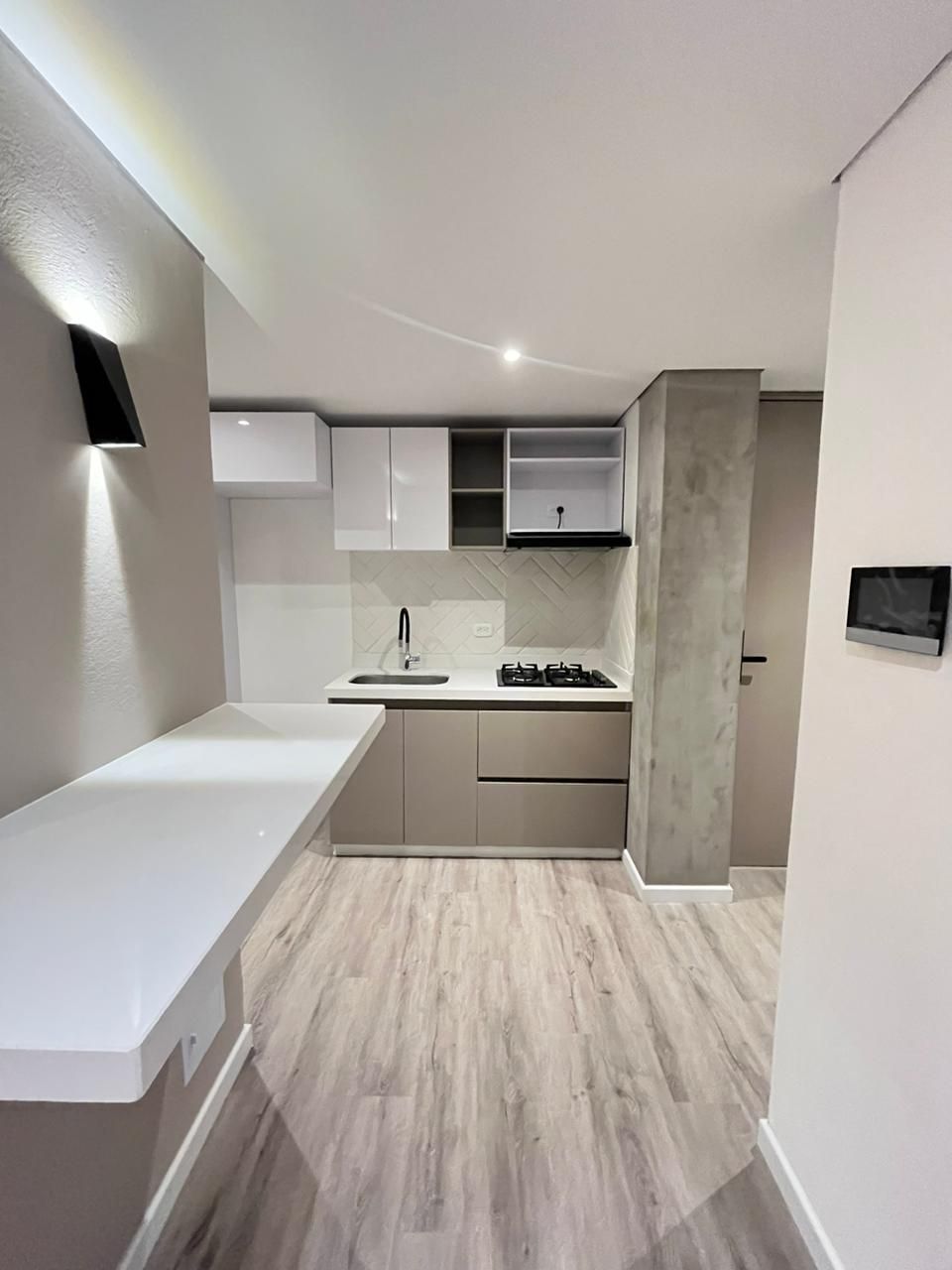 Apartaestudio en venta Cundinamarca Bogotá Normandía 31 m2 Habitaciones 1 Baños 1 Garajes 1 Precio $325000000