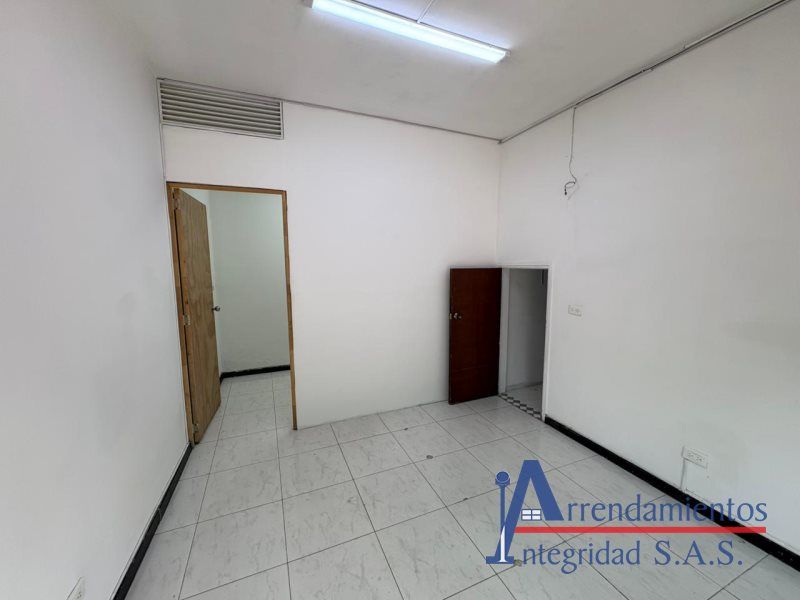 Local en arriendo Antioquia Medellín Fatima 25 m2 Habitaciones 0 Baños 1 Garajes 0 Precio $1700000