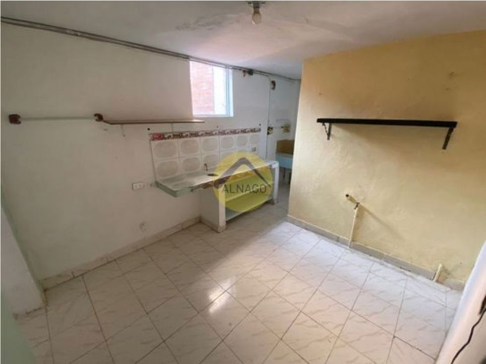 Apartaestudio en arriendo Antioquia Medellín El Salvador 70 m2 Habitaciones 2 Baños 1 Garajes 0 Precio $850000