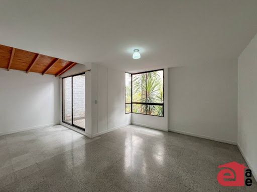 Apartamento en arriendo Antioquia Medellín Patio Bonito 143 m2 Habitaciones 4 Baños 3 Garajes 1 Precio $5800000