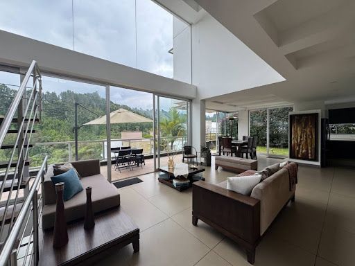 Casa en venta Caldas Manizales Manizales 317 m2 Habitaciones 3 Baños 3 Garajes 3 Precio $2500000000