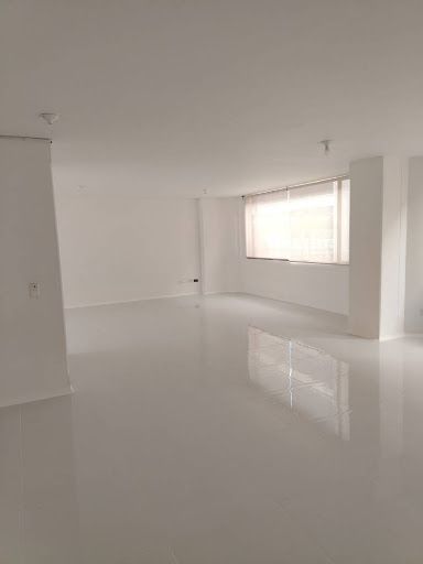 Oficina en arriendo Cundinamarca Bogotá Lago Gaitan 80 m2 Habitaciones 0 Baños 2 Garajes 2 Precio $5000000