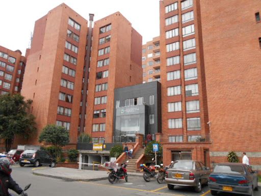 Apartamento en arriendo Cundinamarca Bogotá Popular Modelo 57 m2 Habitaciones 2 Baños 2 Garajes 1 Precio $2390000