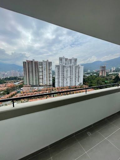 Apartamento en arriendo Antioquia Itagüí Santa Catalina 70 m2 Habitaciones 2 Baños 2 Garajes 1 Precio $2700000