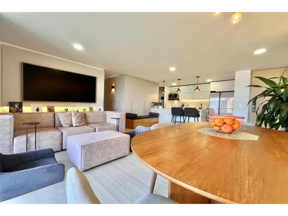 Apartamento en arriendo o venta Antioquia Envigado La Inmaculada 128 m2 Habitaciones 3 Baños 3 Garajes 2 Precio venta $1290000000 Precio arriendo $10300000