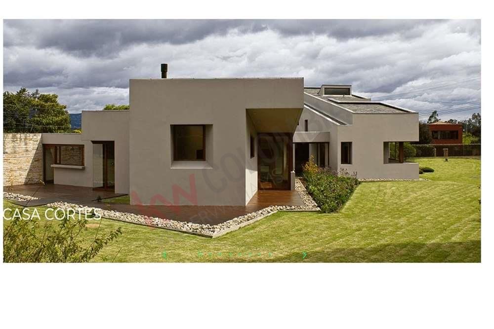 Casa en venta Cundinamarca Chía Br Granjas De La Balsa 420 m2 Habitaciones 4 Baños 4 Garajes 4 Precio $3700000000