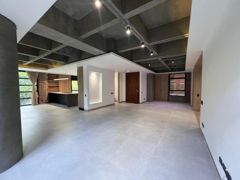 Local en arriendo Antioquia Medellín El Diamante No2 204 m2 Habitaciones 0 Baños 4 Garajes 2 Precio $14000000