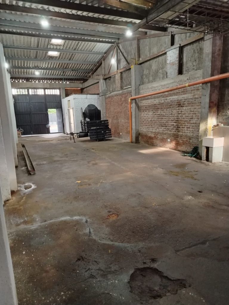 Bodega en arriendo Valle Del Cauca Cali Troncal 115 m2 Habitaciones 0 Baños 1 Garajes 0 Precio $3000000