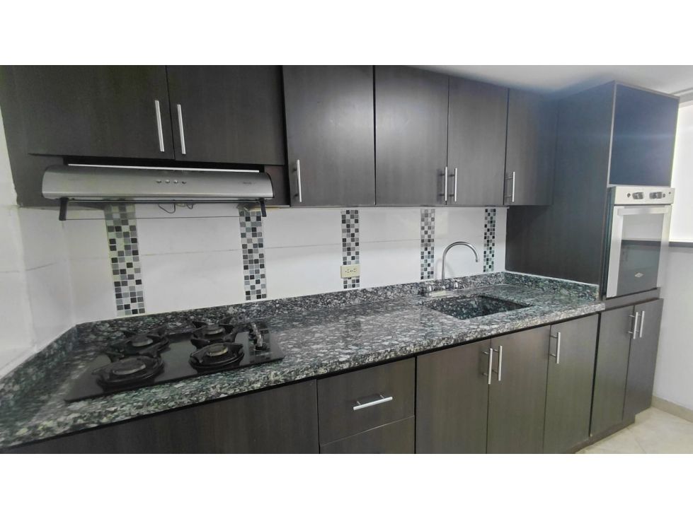 Apartamento en arriendo Antioquia Medellín Los Balsos No 1 90 m2 Habitaciones 3 Baños 2 Garajes 1 Precio $3800000