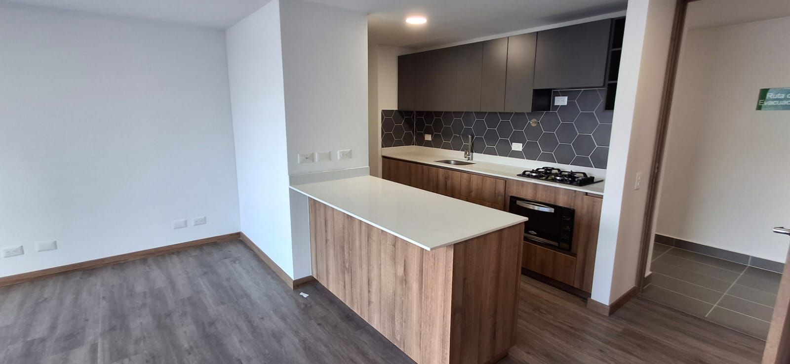 Apartamento en arriendo Antioquia Envigado Las Vegas 96 m2 Habitaciones 3 Baños 2 Garajes 2 Precio $4500000