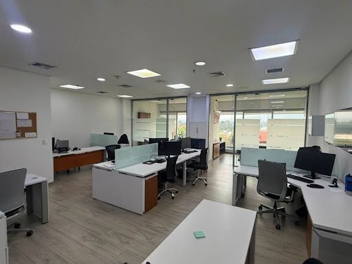 Oficina en arriendo Cundinamarca Bogotá Ciudad Salitre Occidental 101 m2 Habitaciones 0 Baños 0 Garajes 0 Precio $9900000