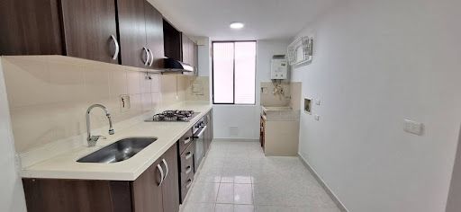 Apartamento en arriendo Antioquia Medellín Loma De Los Bernal 87 m2 Habitaciones 3 Baños 2 Garajes 1 Precio $3500000