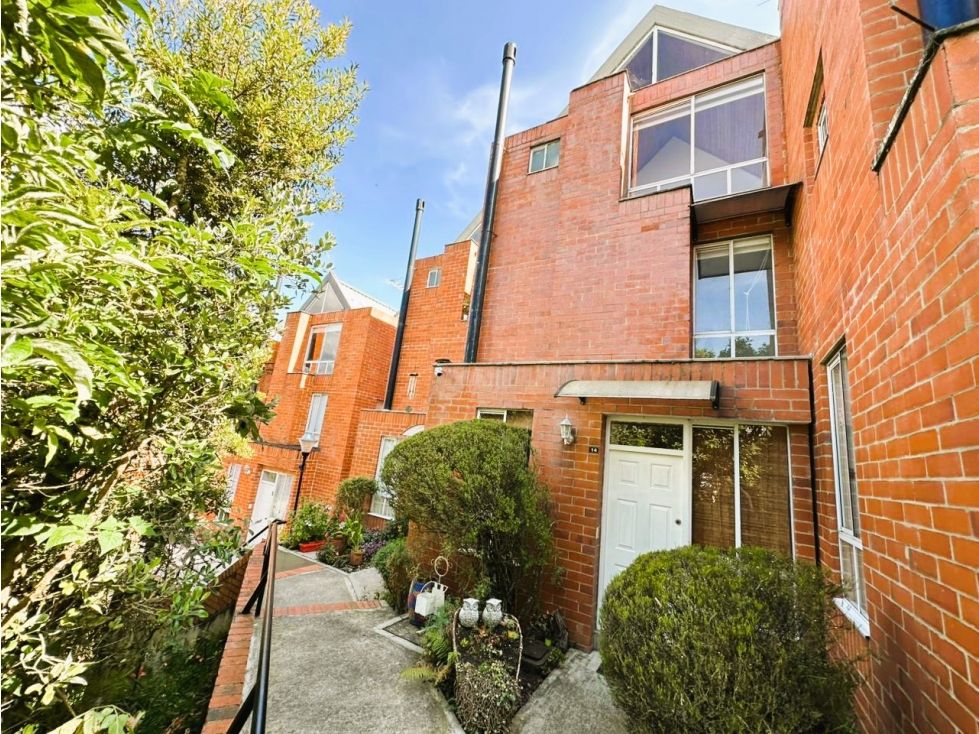 Casa en venta Cundinamarca La Calera Alto De La Virgen 98 m2 Habitaciones 3 Baños 3 Garajes 2 Precio $430000000