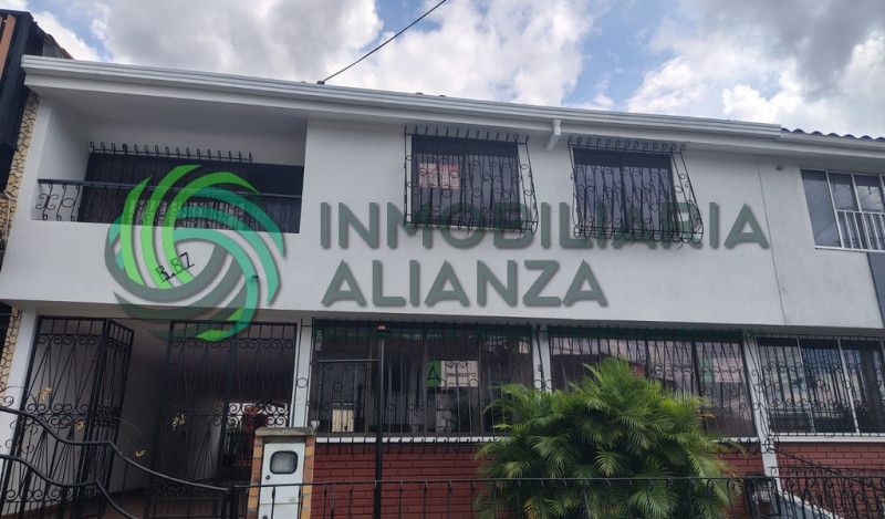 Casa en arriendo Santander Floridablanca Cañaveral Alto 300 m2 Habitaciones 5 Baños 4 Garajes 0 Precio $6000000