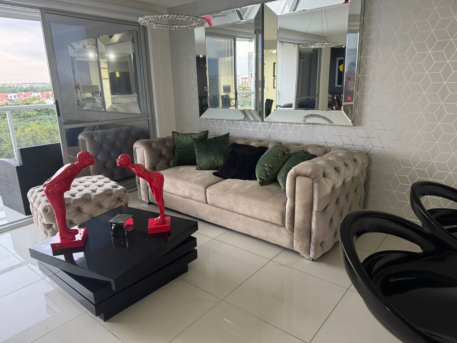 Apartamento en venta Valle Del Cauca Cali Lili 108 m2 Habitaciones 2 Baños 3 Garajes 2 Precio $530000000