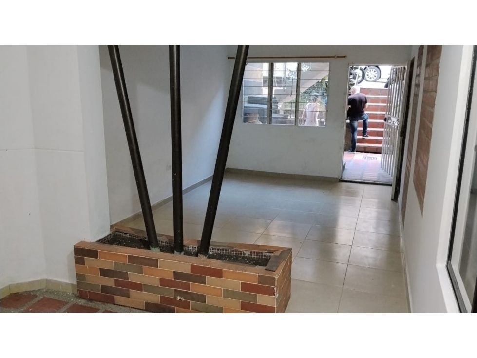 Casa en venta Antioquia Medellín Campo Valdes No1 120 m2 Habitaciones 3 Baños 2 Garajes 0 Precio $280000000
