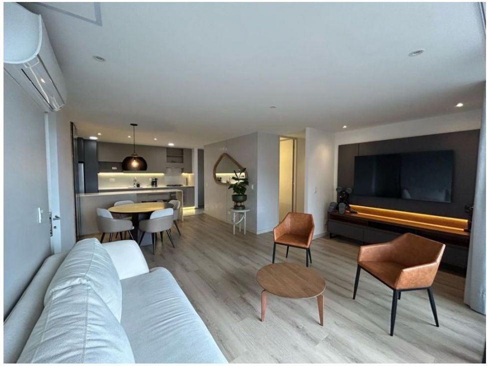 Apartamento en venta Antioquia Envigado El Chocho 98 m2 Habitaciones 3 Baños 2 Garajes 2 Precio $950000000