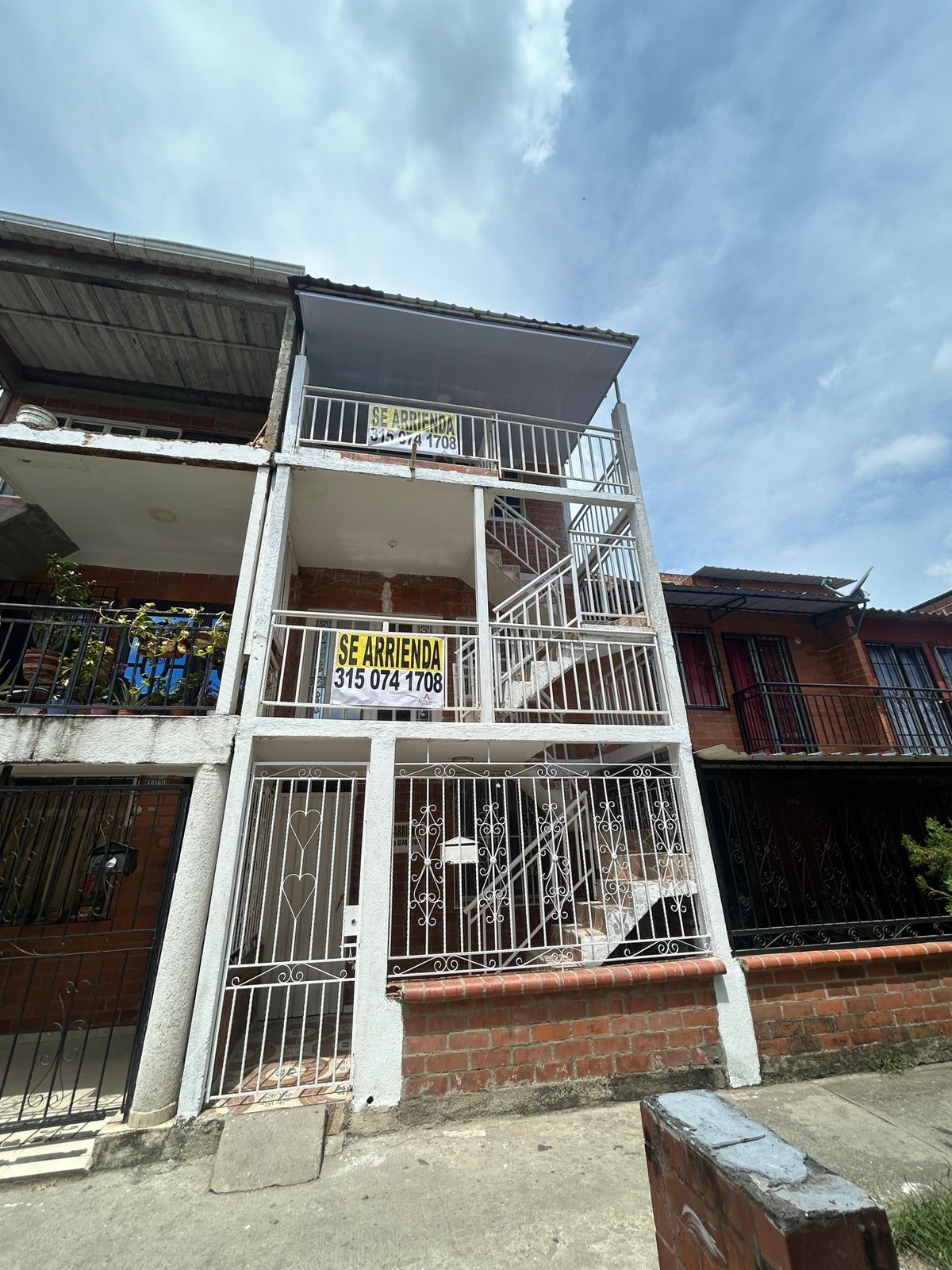 Apartamento en arriendo Valle Del Cauca Cali Bajos Ciudad Cordoba 45 m2 Habitaciones 1 Baños 1 Garajes 0 Precio $800000