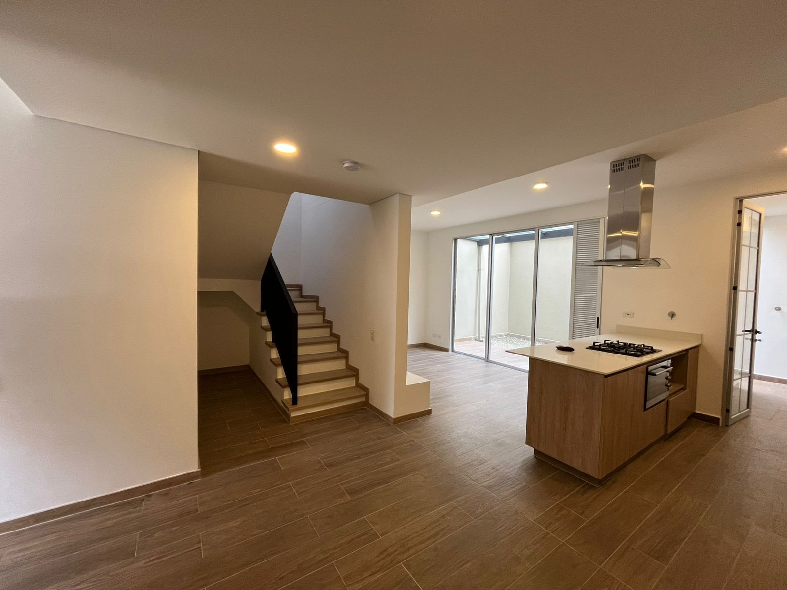 Casa en arriendo Antioquia La Ceja Centro 105 m2 Habitaciones 3 Baños 4 Garajes 1 Precio $3500000