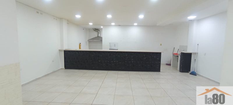 Local en arriendo Antioquia Medellín Doce De Octubre No2 100 m2 Habitaciones 0 Baños 1 Garajes 0 Precio $4000000