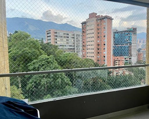 Apartamento en venta Antioquia Medellín Castropol 126 m2 Habitaciones 3 Baños 3 Garajes 2 Precio $1200000000