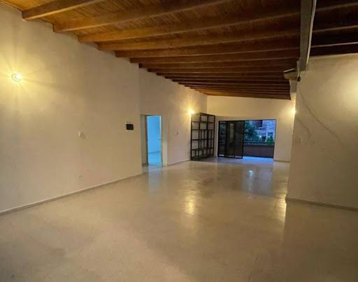 Casa en arriendo Antioquia Medellín Los Conquistadores 324 m2 Habitaciones 5 Baños 3 Garajes 1 Precio $12000000