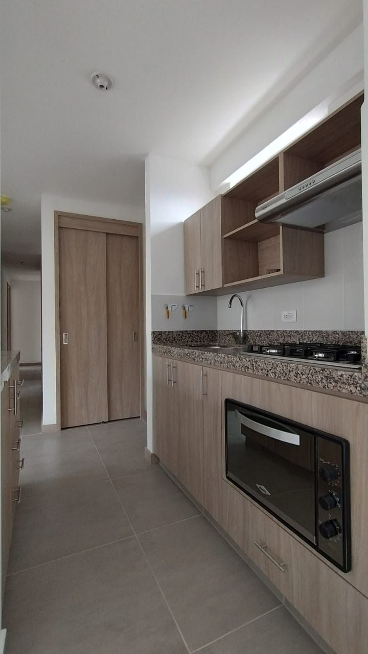 Apartamento en arriendo Antioquia Medellín Santa Rosa De Lima 70 m2 Habitaciones 3 Baños 2 Garajes 1 Precio $3500000