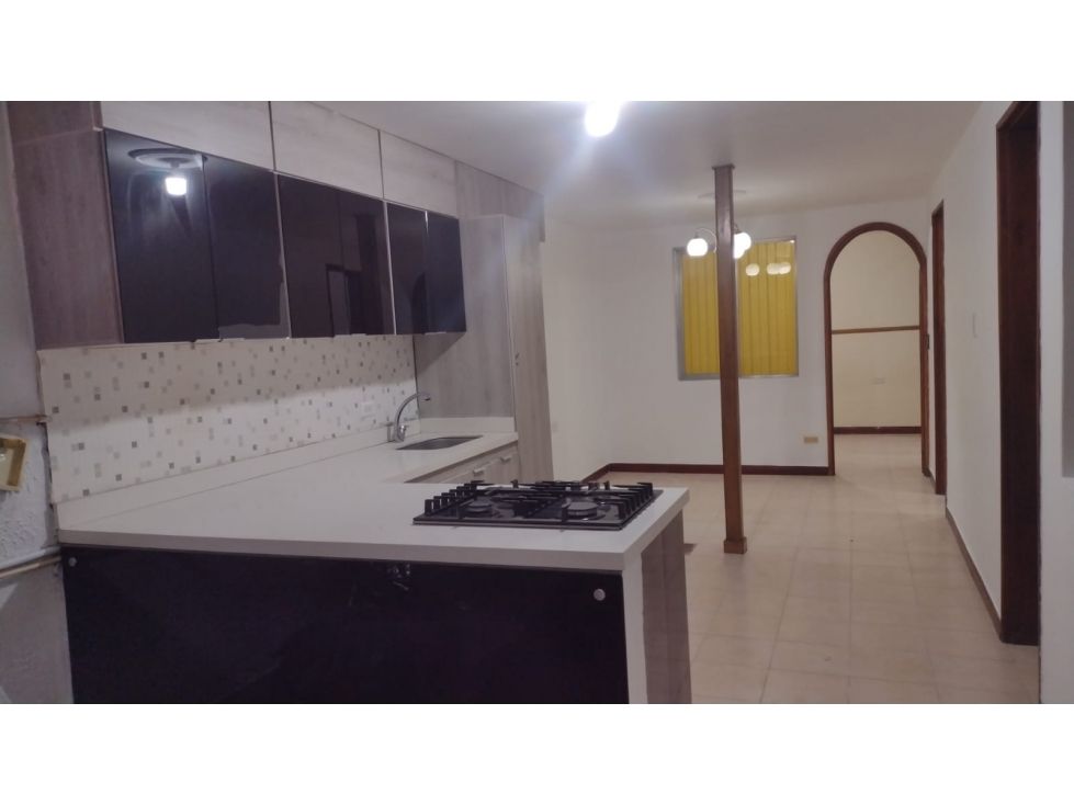Apartamento en arriendo Antioquia Medellín Las Playas 120 m2 Habitaciones 3 Baños 2 Garajes 1 Precio $3260000