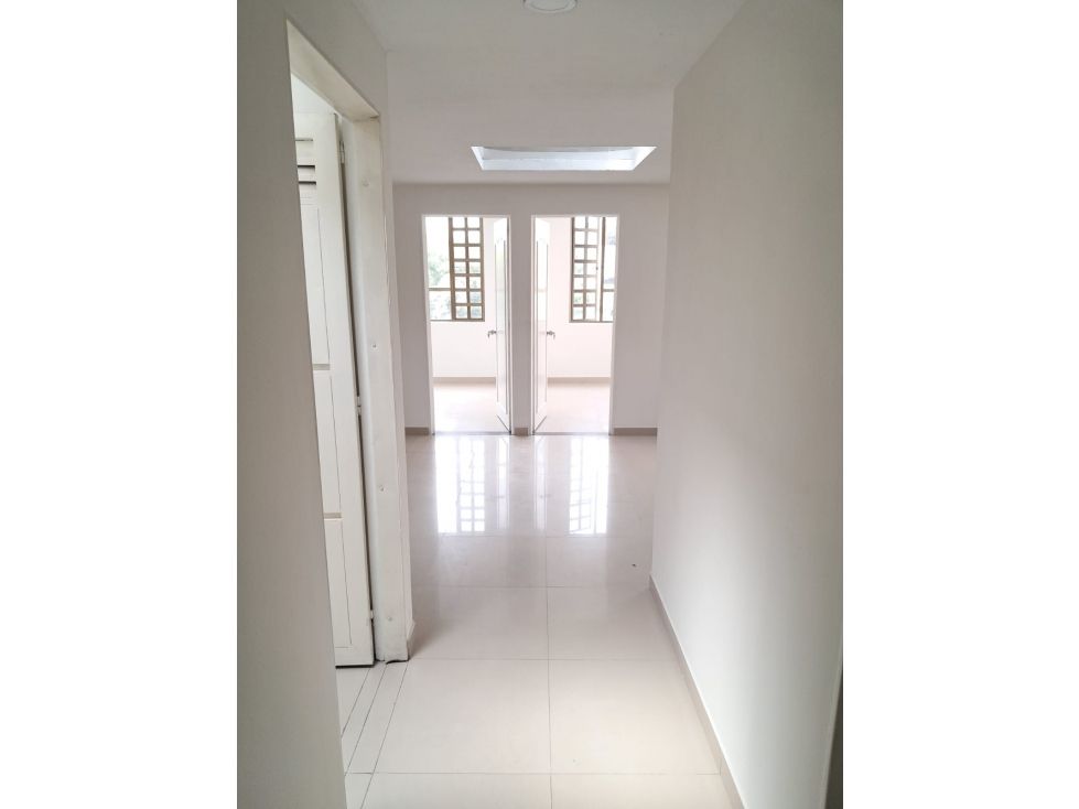 Apartamento en arriendo Cundinamarca Bogotá Alcalá 65 m2 Habitaciones 3 Baños 1 Garajes 0 Precio $1500000