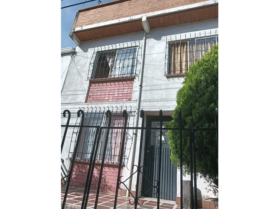 Casa en venta Valle Del Cauca Cali Ciudad Los Álamos 75 m2 Habitaciones 5 Baños 2 Garajes 0 Precio $360000000