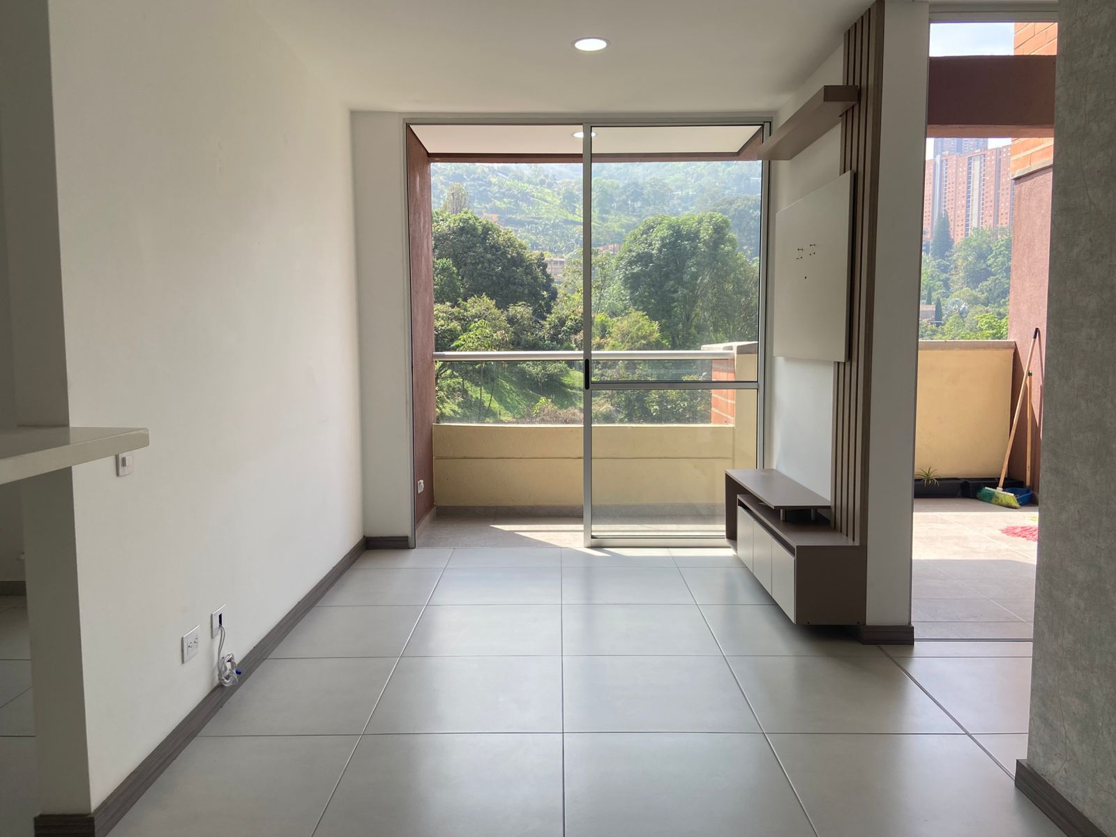 Apartamento en venta Antioquia Sabaneta La Florida 65 m2 Habitaciones 2 Baños 2 Garajes 1 Precio $440000000