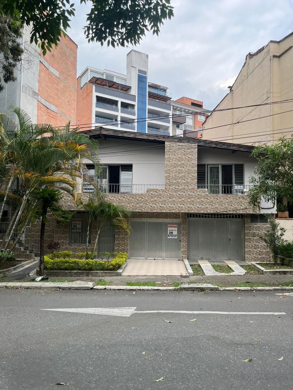 Casa en arriendo Antioquia Medellín El Nogal Los Almendros 140 m2 Habitaciones 3 Baños 2 Garajes 1 Precio $3800000