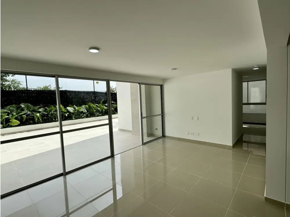 Apartamento en venta Valle Del Cauca Cali El Calvario 100 m2 Habitaciones 3 Baños 2 Garajes 2 Precio $590000000