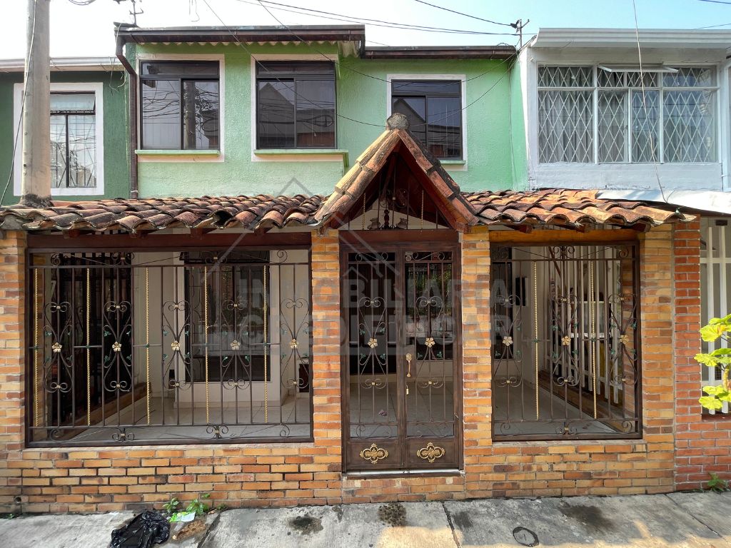 Casa en venta Santander Piedecuesta Br Candelaria Antigua 70 m2 Habitaciones 4 Baños 2 Garajes 0 Precio $250000000