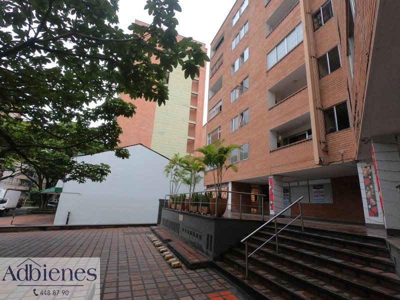 Local en arriendo Antioquia Medellín Laureles 38 m2 Habitaciones 0 Baños 2 Garajes 0 Precio $3700000