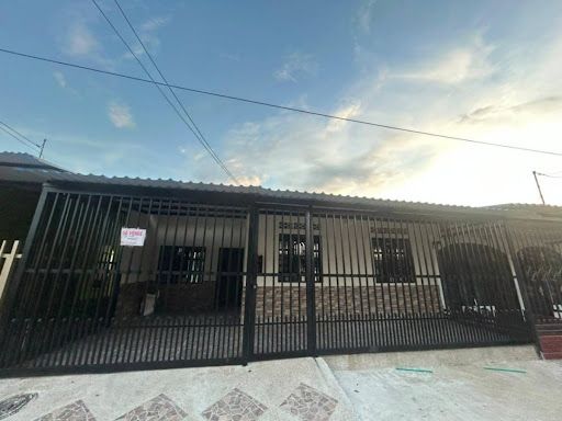 Casa en venta Huila Neiva Candido Leguizamo 170 m2 Habitaciones 3 Baños 2 Garajes 2 Precio $345000000