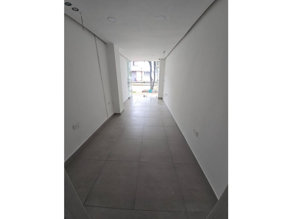 Local en arriendo Santander Bucaramanga Cabecera Del Llano 14 m2 Habitaciones 0 Baños 2 Garajes 0 Precio $1500000