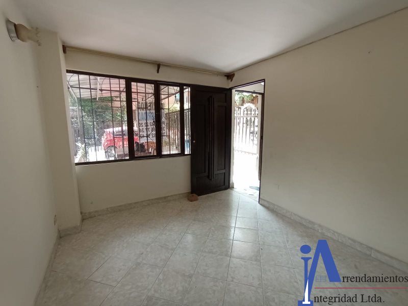 Apartamento en arriendo Antioquia Medellín Las Violetas 65 m2 Habitaciones 2 Baños 1 Garajes 0 Precio $1700000