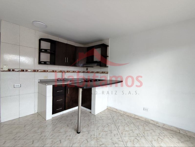 Apartamento en arriendo Antioquia Medellín Los Alcazares 58 m2 Habitaciones 3 Baños 2 Garajes 0 Precio $1800000