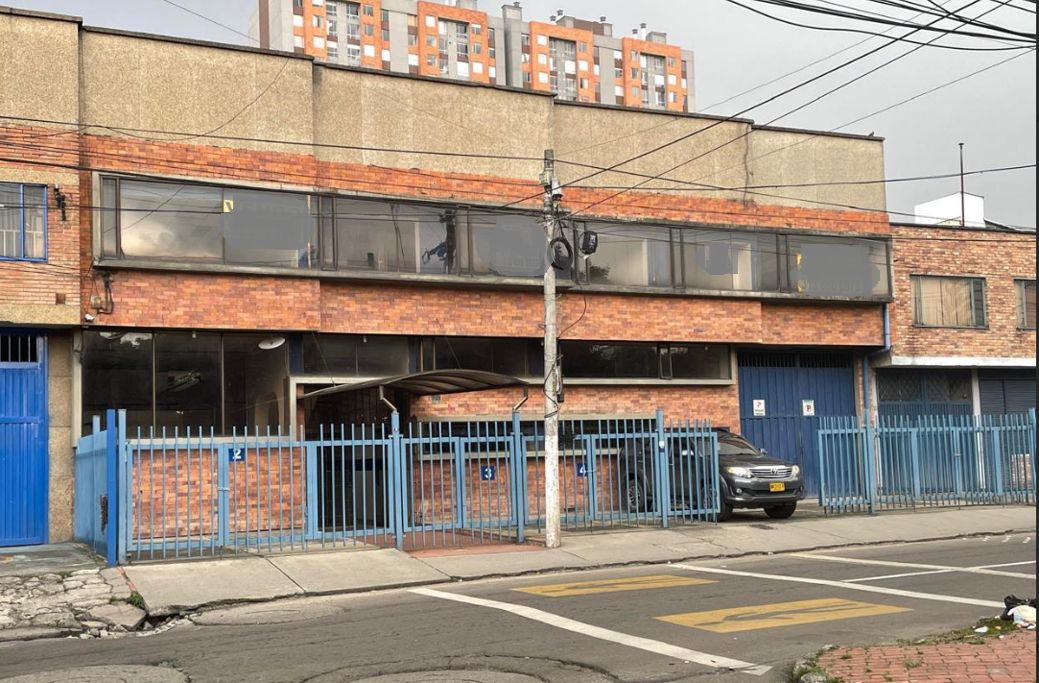 Bodega en venta Cundinamarca Bogotá Toberin 1560 m2 Habitaciones 0 Baños 5 Garajes 6 Precio $4750000000