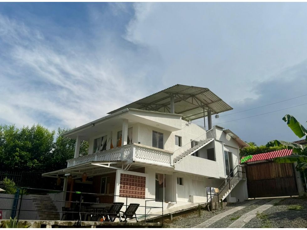 Casa Campestre en venta Caldas Manizales Manizales 700 m2 Habitaciones 3 Baños 2 Garajes 12 Precio $890000000