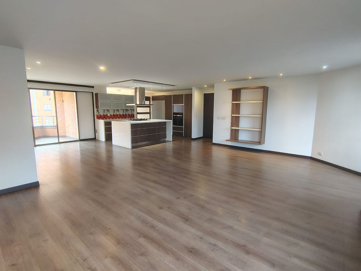 Apartamento en arriendo o venta Antioquia Medellín Las Lomas No 2 150 m2 Habitaciones 3 Baños 3 Garajes 2 Precio venta $1320000000 Precio arriendo $7000000