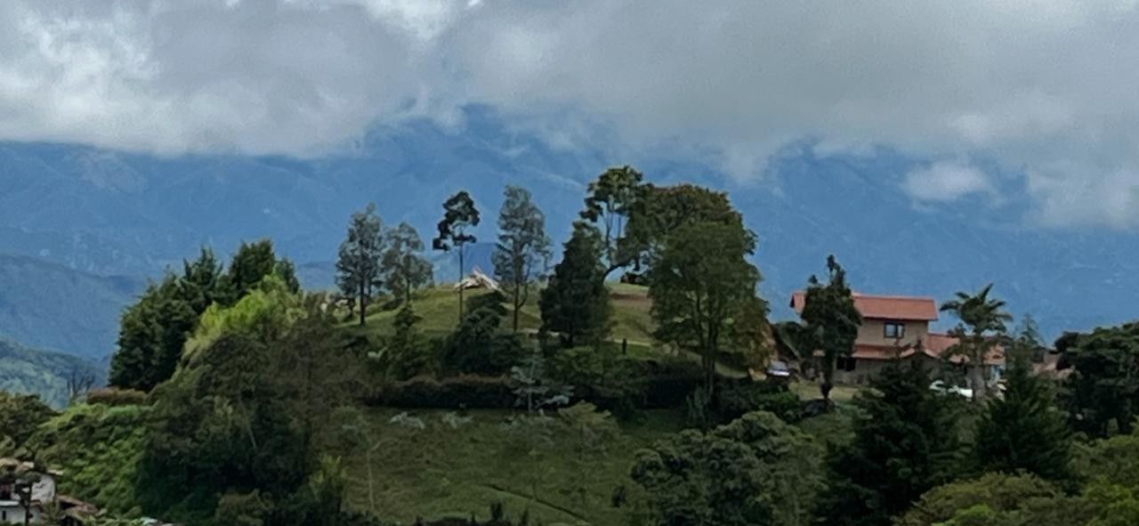 Finca en venta Antioquia Medellín Medellín 500 m2 Habitaciones 4 Baños 5 Garajes 10 Precio $4000000000