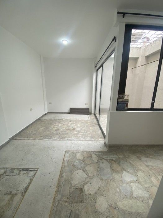 Apartaestudio en arriendo Valle Del Cauca Cali La Rivera I 15 m2 Habitaciones 1 Baños 1 Garajes 1 Precio $680000