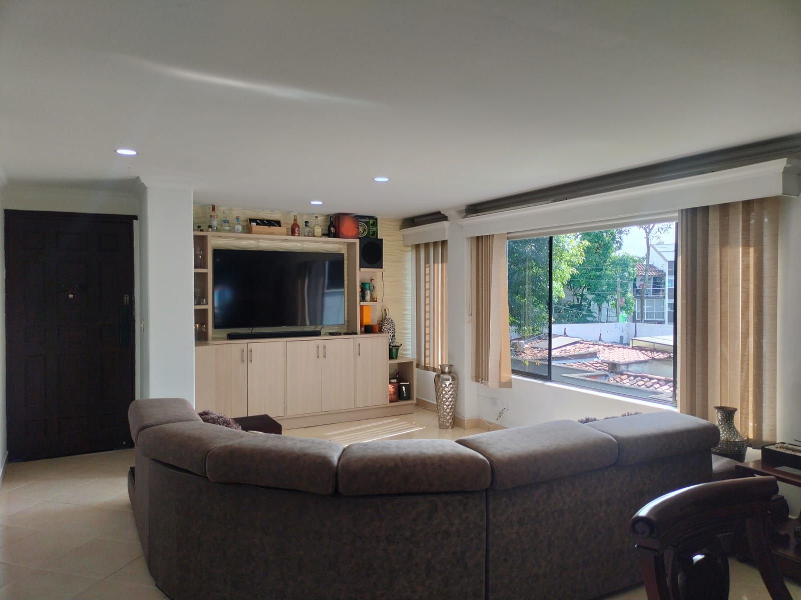 Apartamento en arriendo Antioquia Medellín Patio Bonito 130 m2 Habitaciones 3 Baños 2 Garajes 2 Precio $5250000